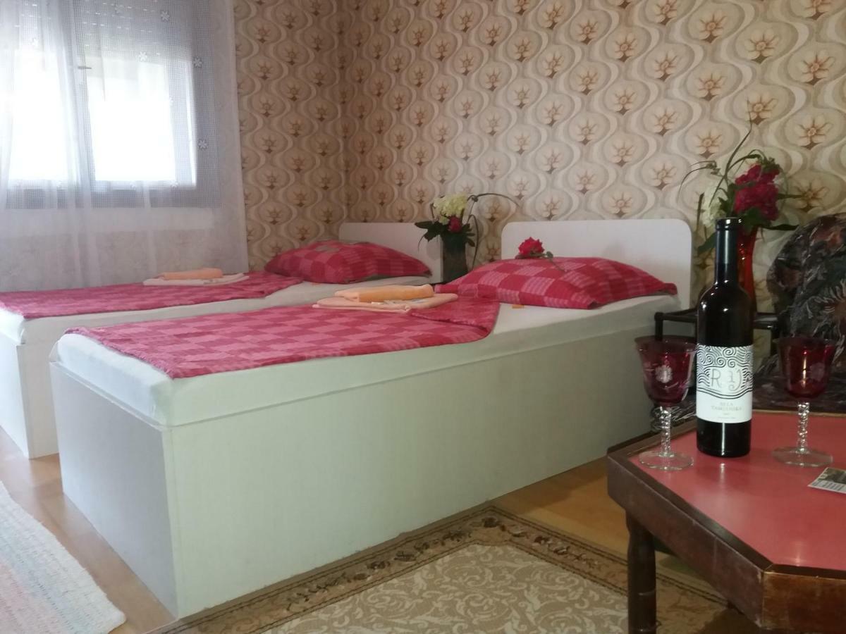 Traianov Most Kladovo Esterno foto